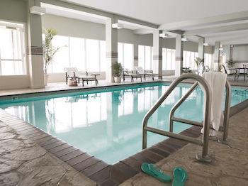 Country & Downtown Convention Center By Radisson, Gatlinburg, Tn