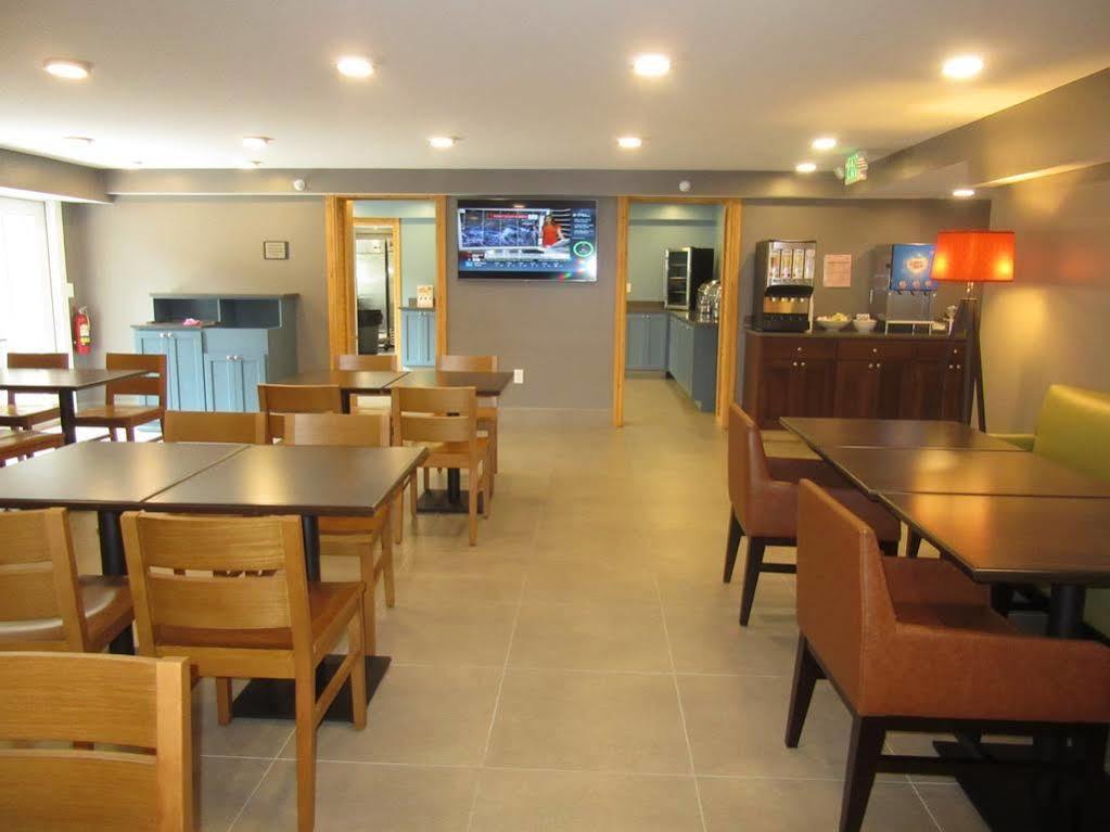 Country & Downtown Convention Center By Radisson, Gatlinburg, Tn Hotel 3*